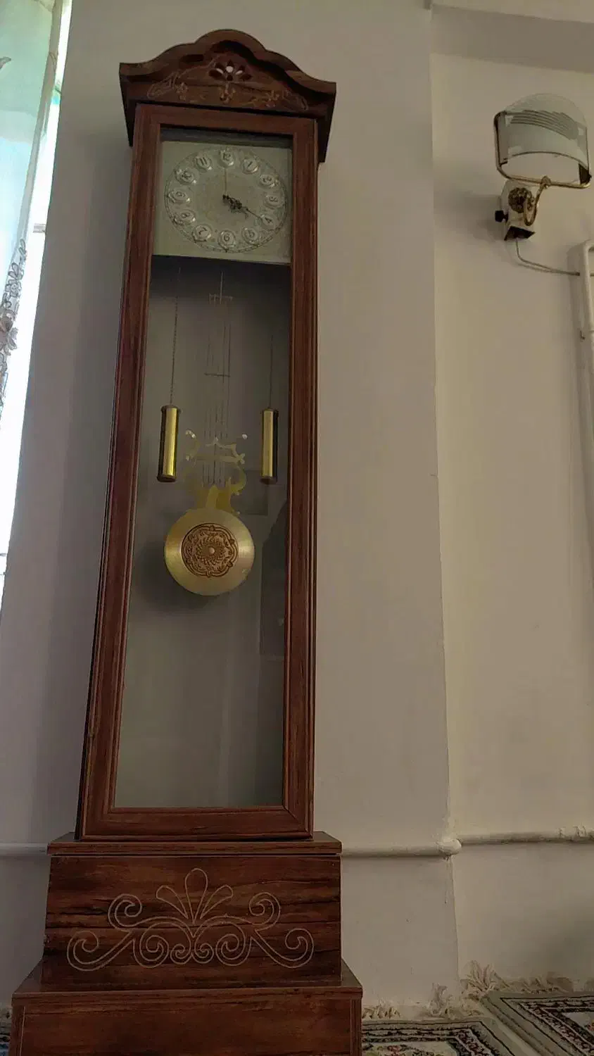 یک عدد ساعت ایستاده به فروش میرسد|صنایع دستی و سایر لوازم تزئینی|کرج, حسن آباد|دیوار