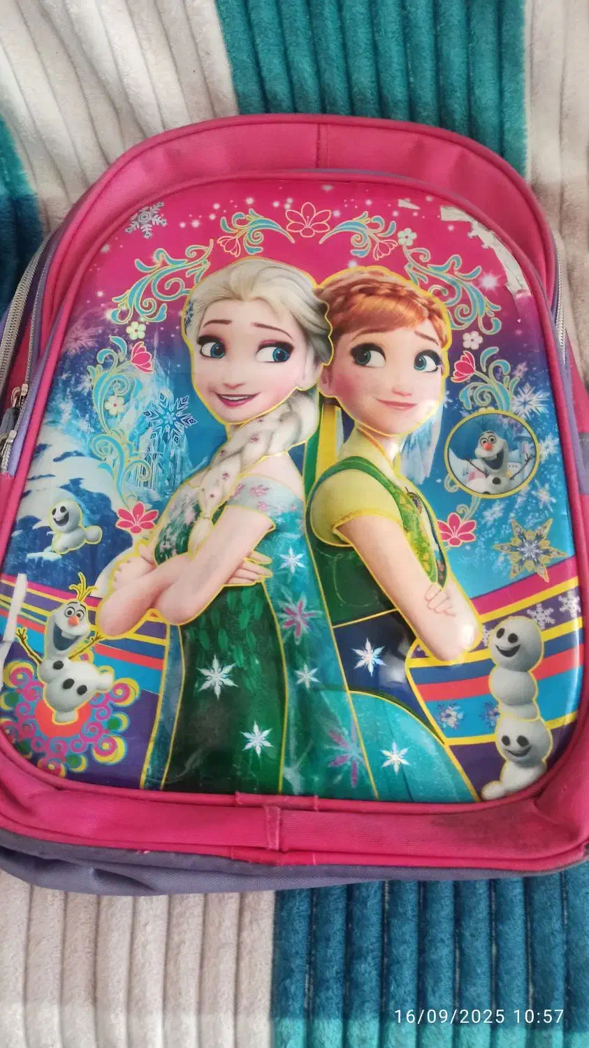 کیف مدرسه الس آنا وکیتی|کیف، کفش، کمربند|شیراز, ریاستی|دیوار