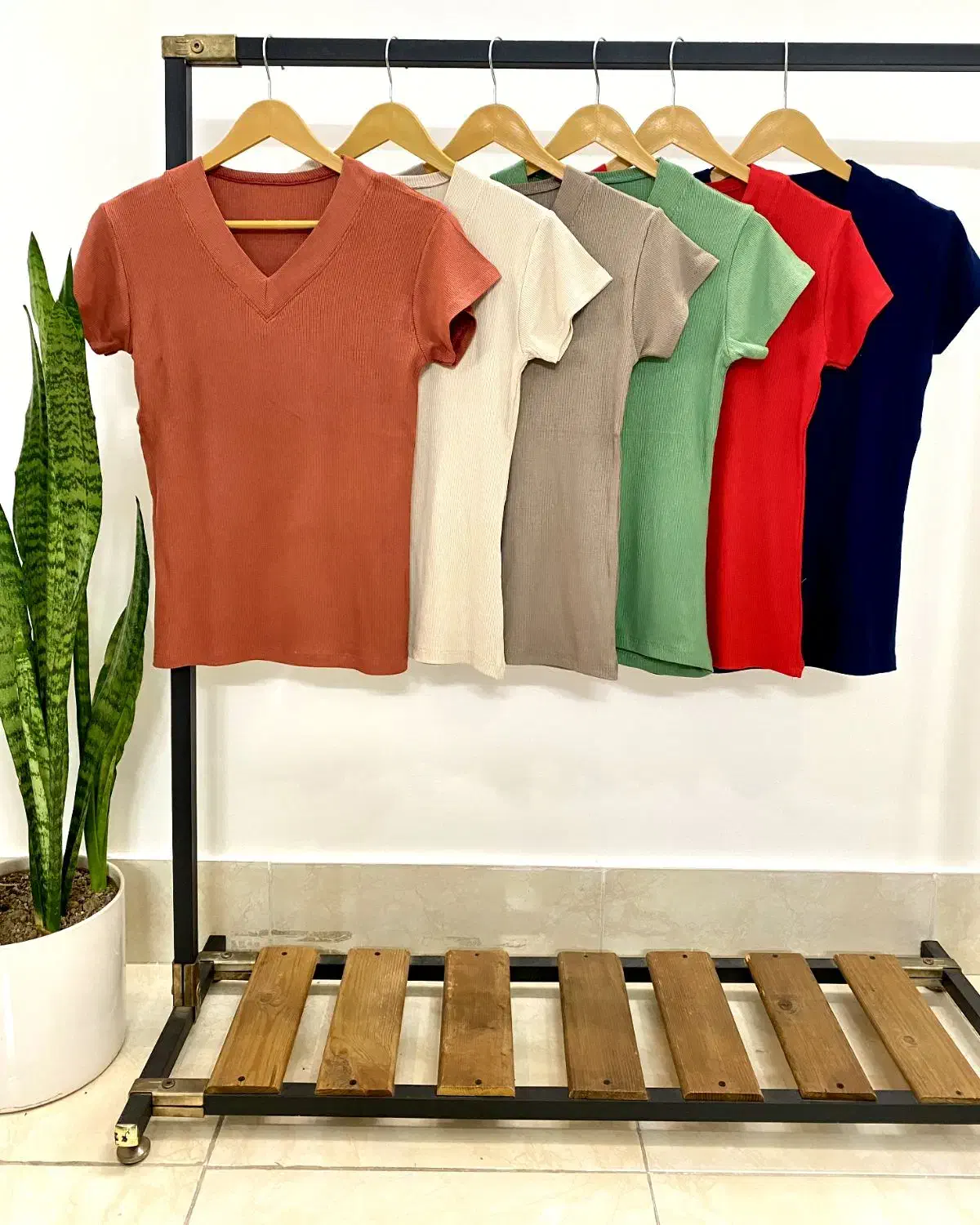 .. تیشرت ساده ..|لباس|قم, باجک دو|دیوار