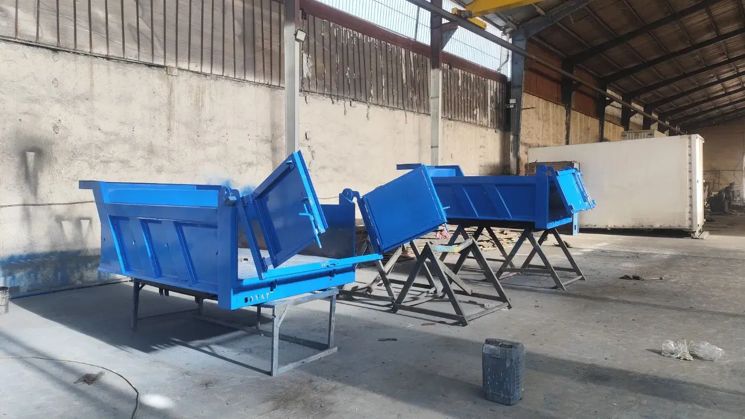 کمپرسی نیسان وخاور|خودرو سنگین|مشهد, میان ولایت|دیوار