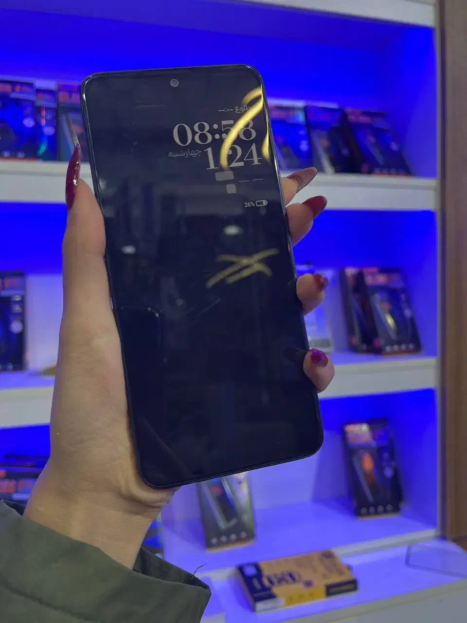 note13|موبایل|قم, زاویه|دیوار