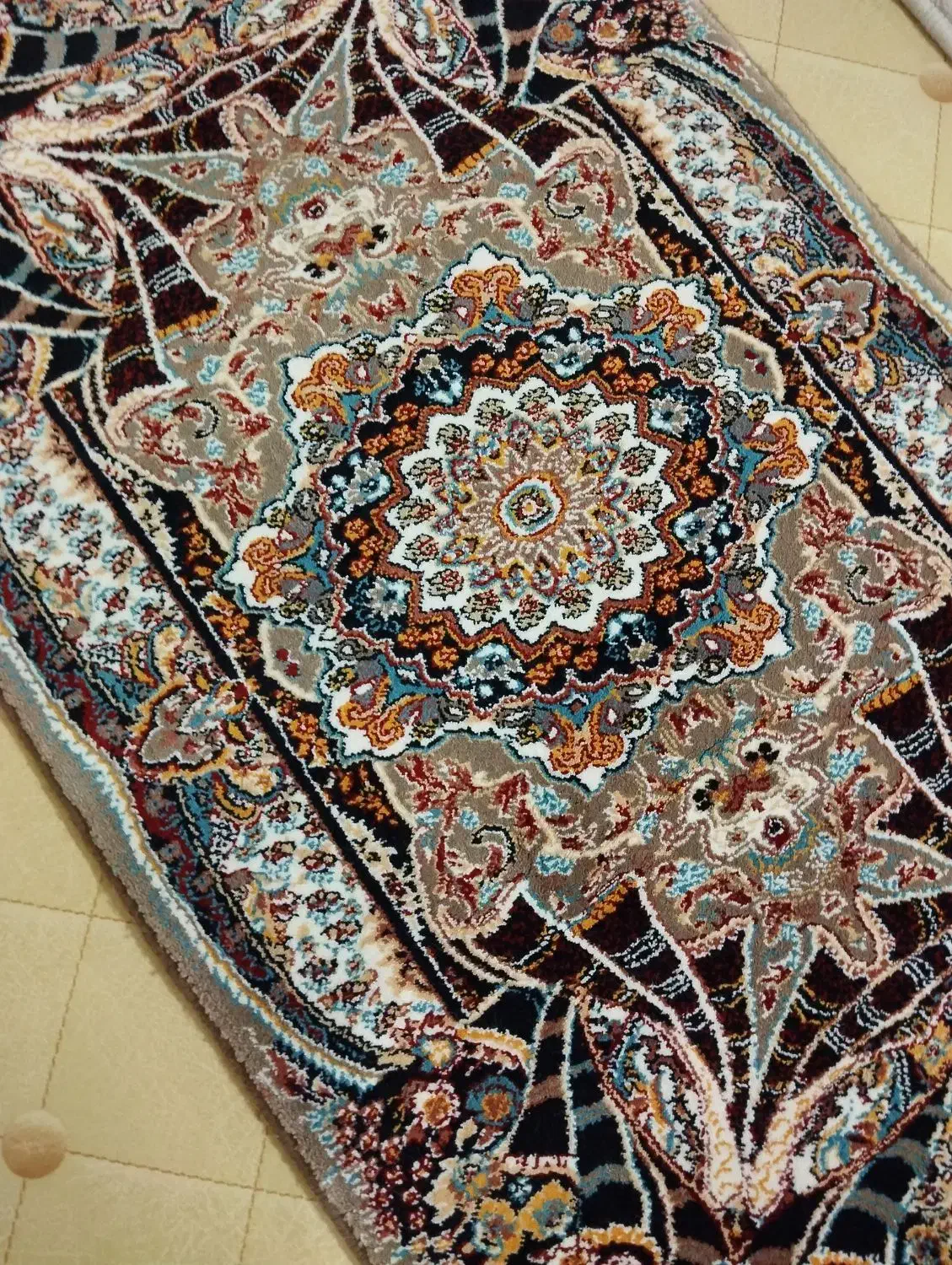 دوتا پادری درحد نو|پادری|قرچک, میرزائی جنوبی|دیوار