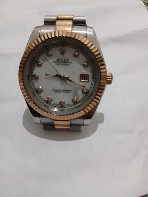 ۳۰،۰۰۰،۰۰۰|ساعت|کهنوج, |دیوار