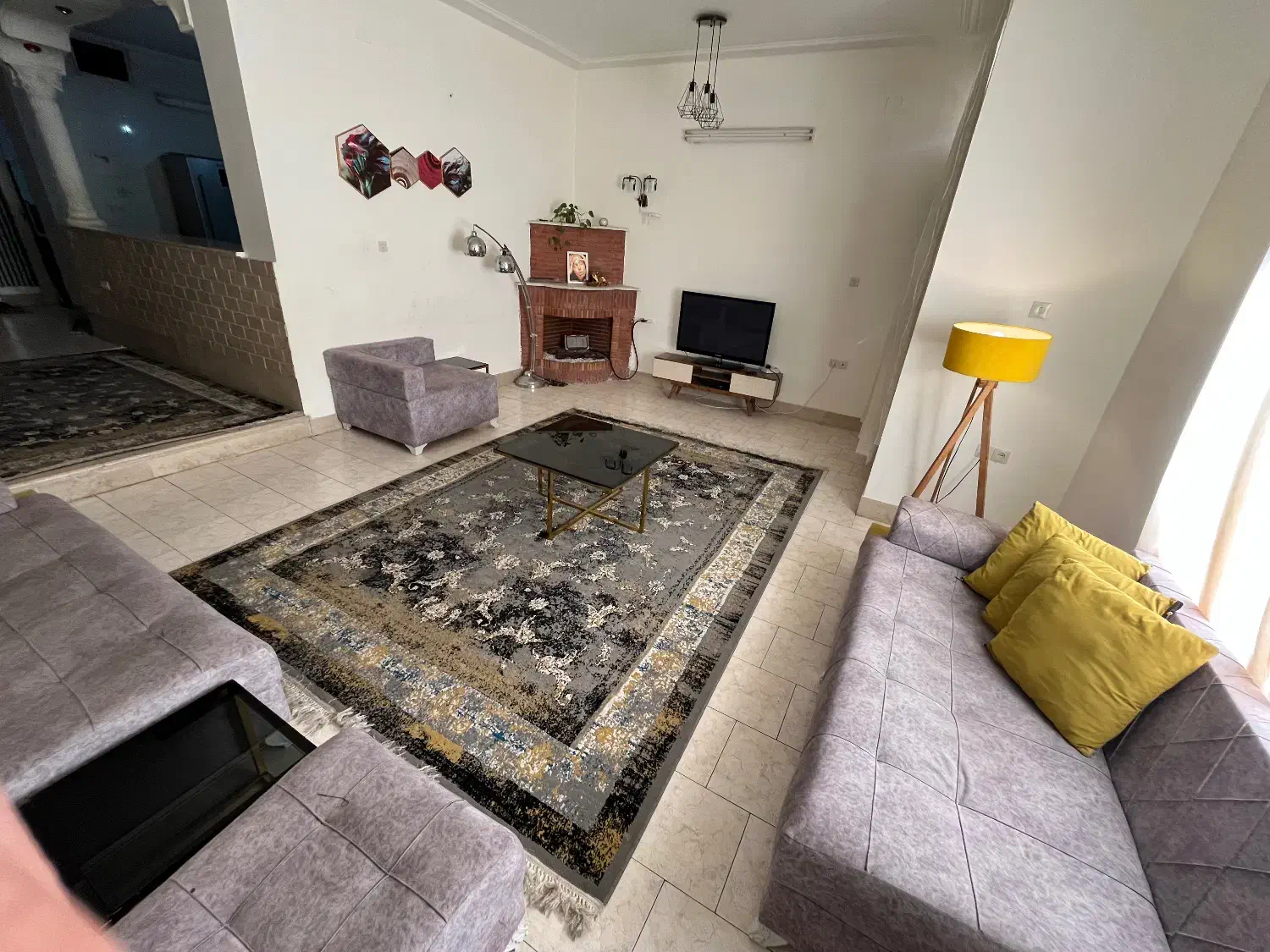 منزل مبله شهرک گلستان|اجارهٔ کوتاه‌مدت آپارتمان و سوئیت|شیراز, شهرک گلستان|دیوار