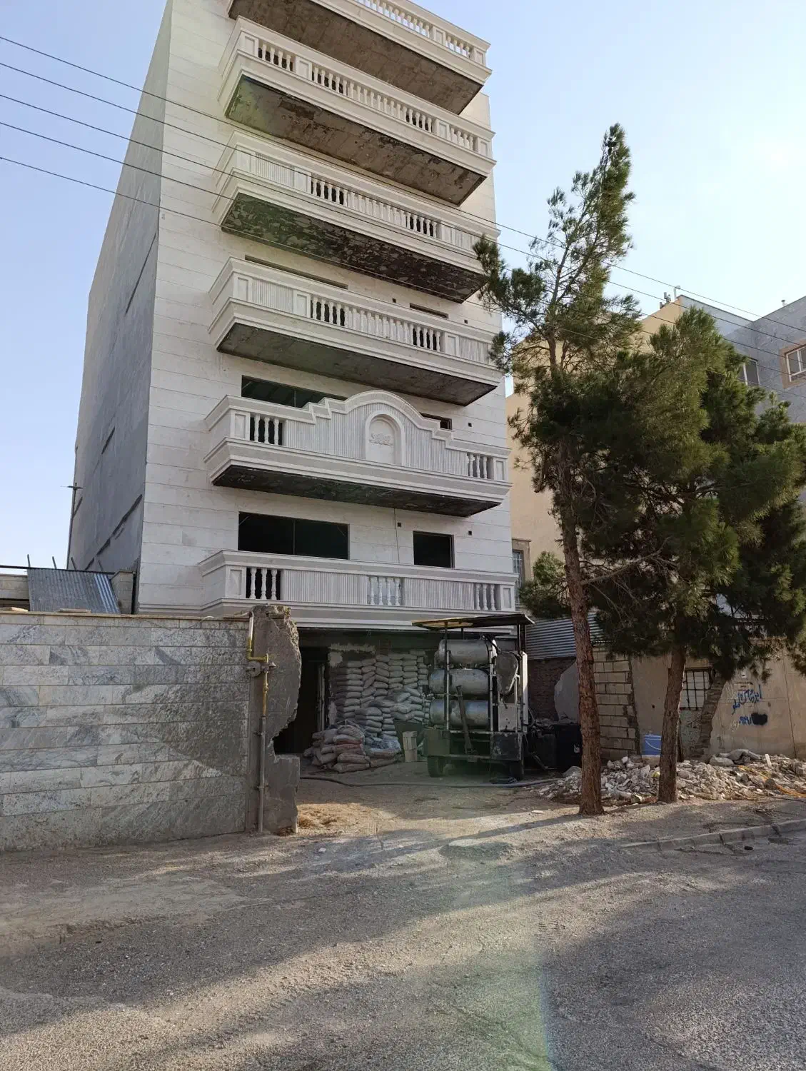 اجرای تخصصی فوم بتن|خدمات پیشه و مهارت|دامغان, |دیوار