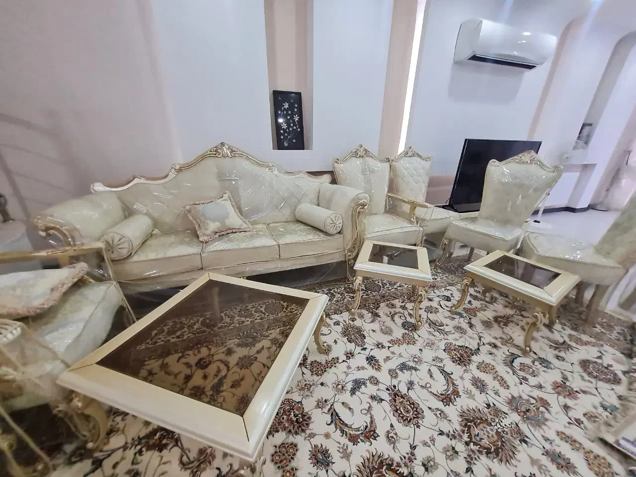 فروش لوازم خانه به دلیل مهاجرت|ظروف سرو و پذیرایی|اصفهان, ملاصدرا|دیوار