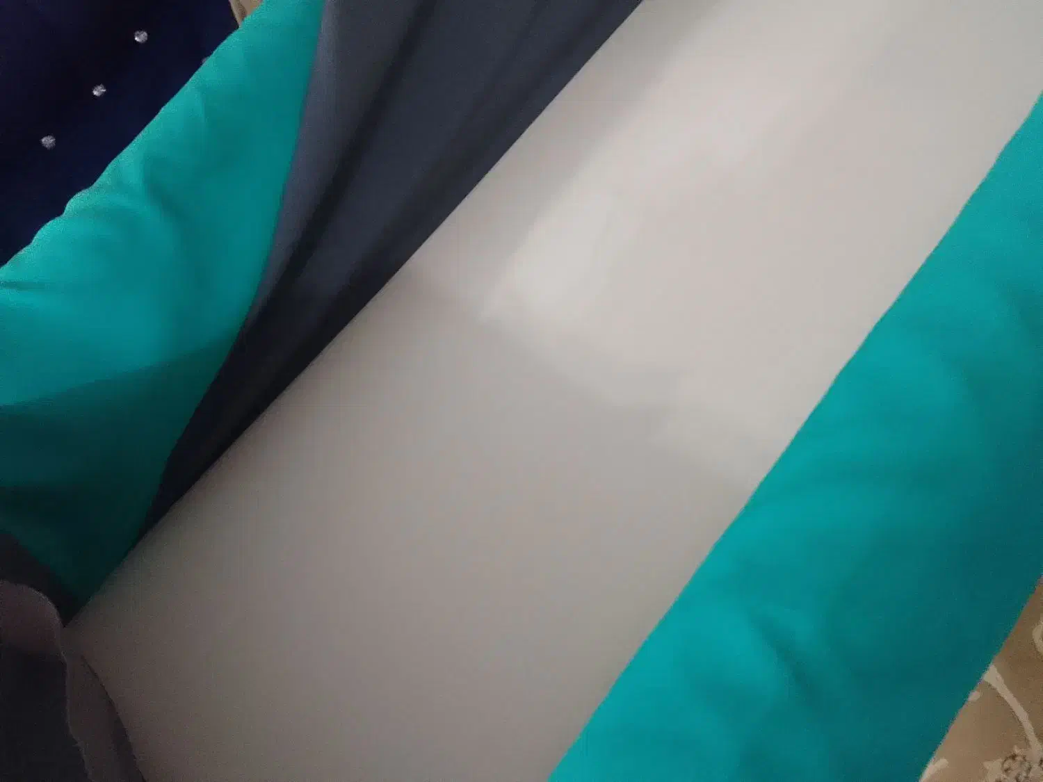 تخت نانو کودک|تخت و صندلی بچه|رشت, کوی حسینی|دیوار