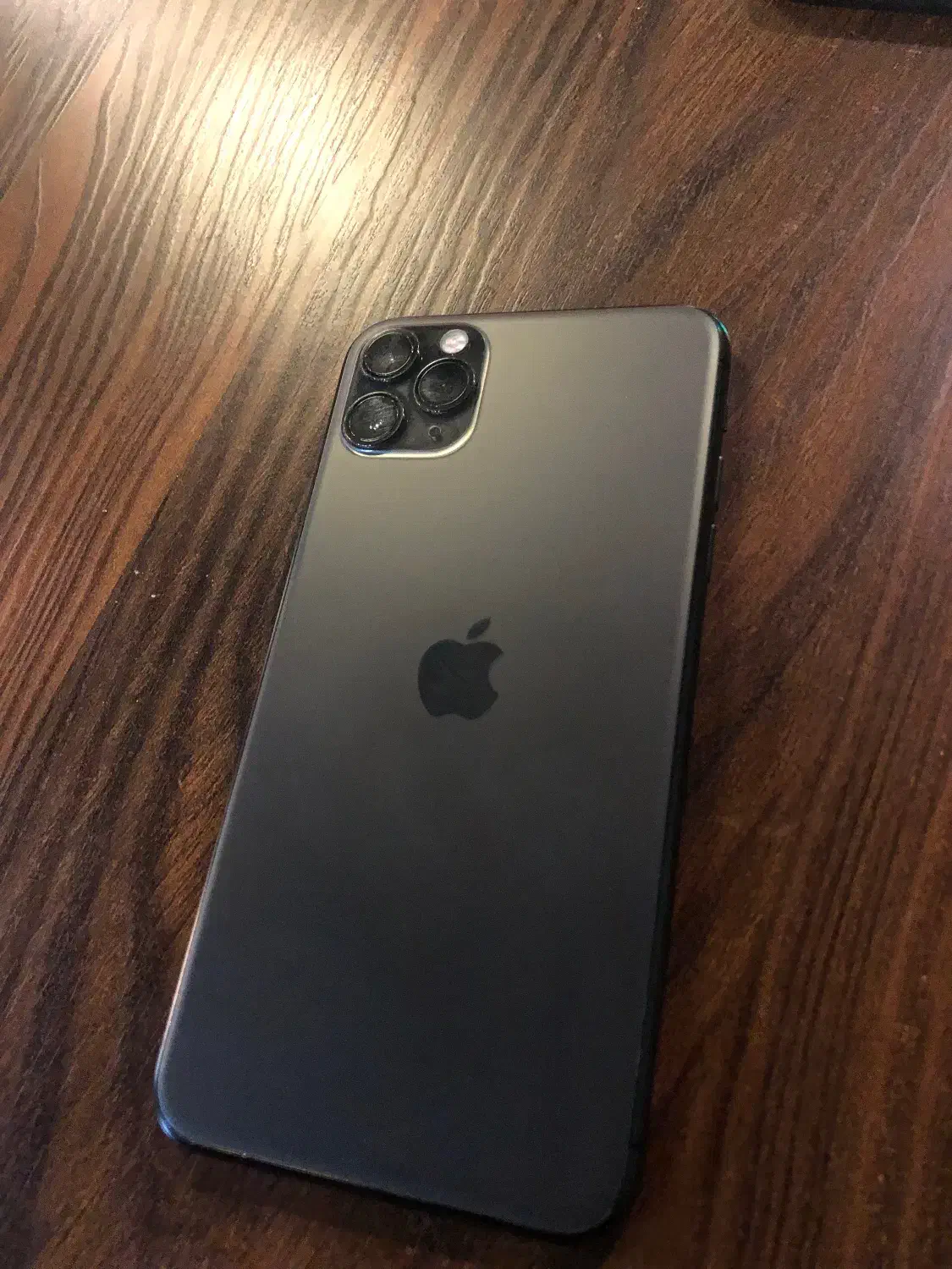 کوشی ایفون ۱۱ پرومکس|موبایل|رباطکریم, رباطکریم|دیوار