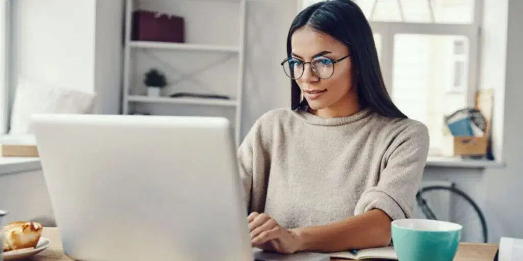 استخدام فوری خانم (۵نفر)|استخدام بازاریابی و فروش|قروه, |دیوار