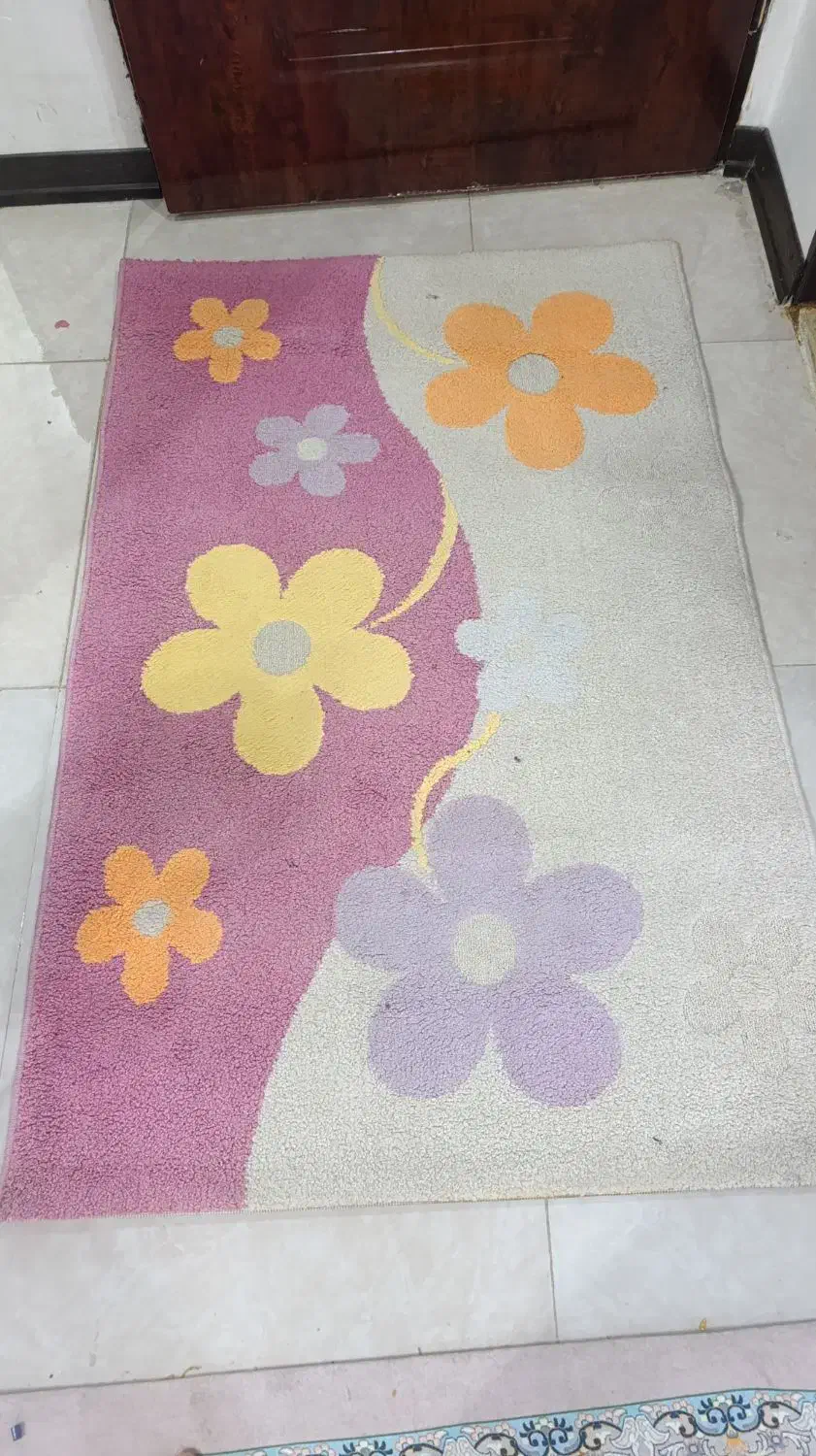 گلیم فرش ۱در ۱ونیم متری طرح گل|گلیم، جاجیم، گبه|نجفآباد, یزدانشهر|دیوار