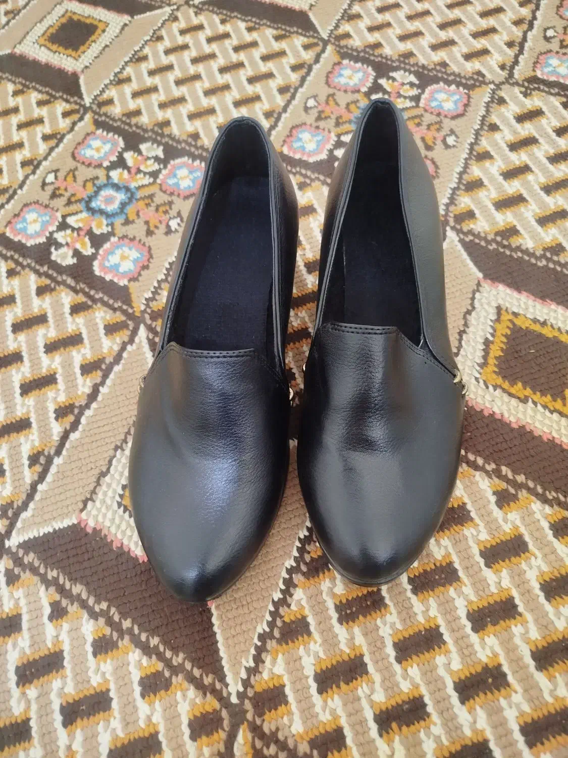 کفش نو نو اصلا پانخورده|کیف، کفش، کمربند|تاکستان, |دیوار