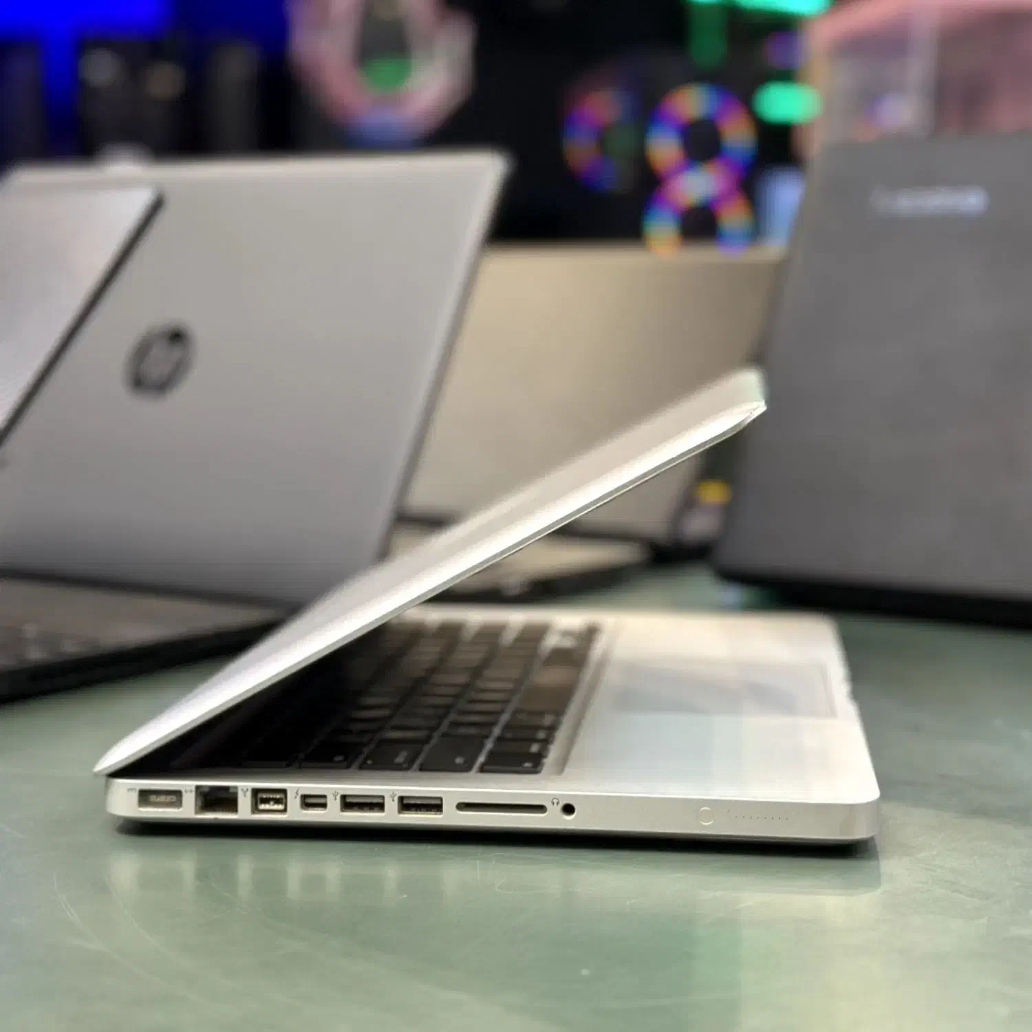 مک بوک پرو I5 با گارانتی|رایانه همراه|رشت, سعدی (تختی)|دیوار