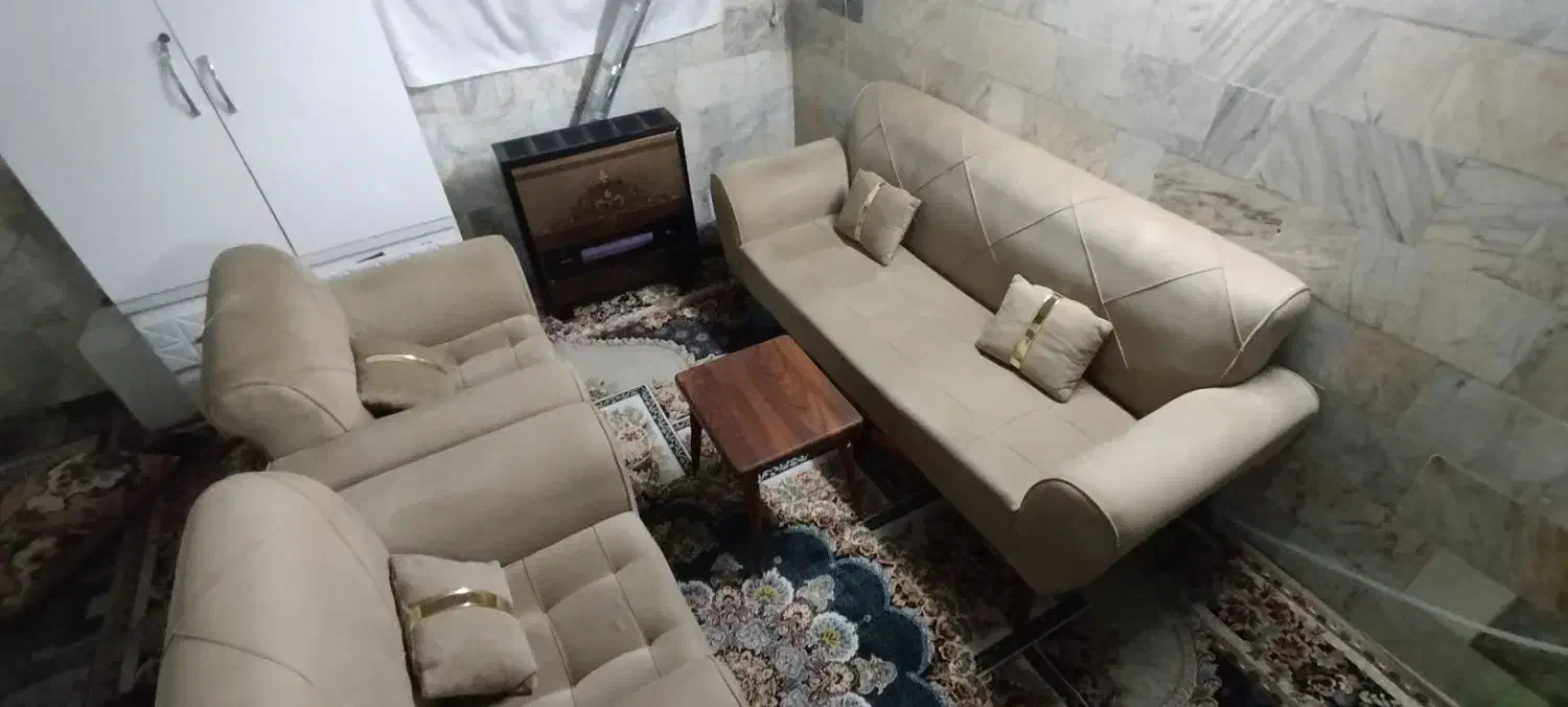 مبل|مبلمان خانگی و میز عسلی|رباطکریم, شهرک صنعتی نصیرآباد|دیوار