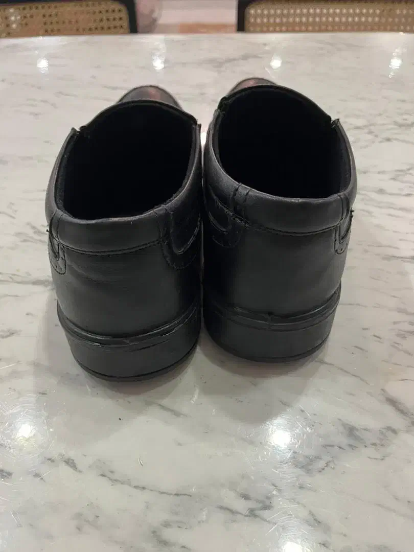 کفش مردانه در حد نو سایز ۴۳|کیف، کفش، کمربند|تهران, امام زاده عبدالله|دیوار