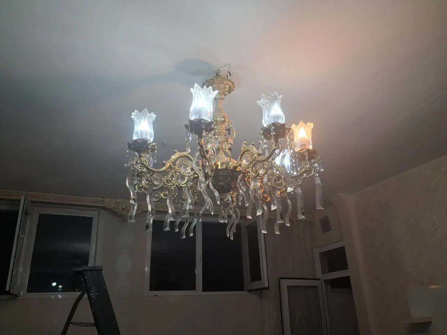 لوستر برنز|لوستر و چراغ آویز|تبریز, |دیوار