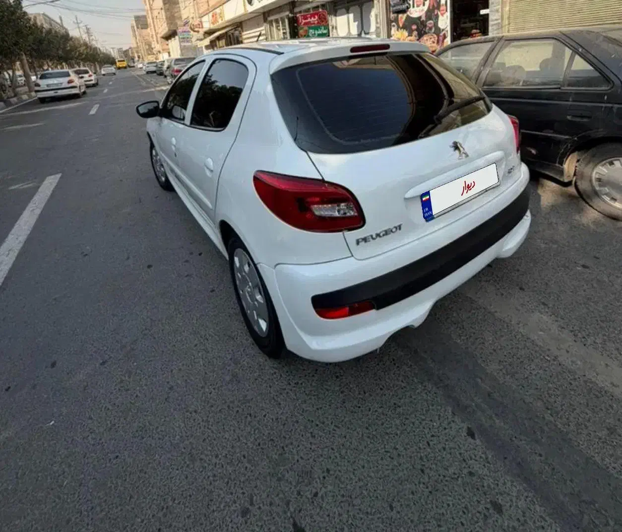 خودرو پژو ۲۰۷ سقف فلز ۱۴۰۲|خودرو سواری و وانت|تهران, شهران شمالی|دیوار