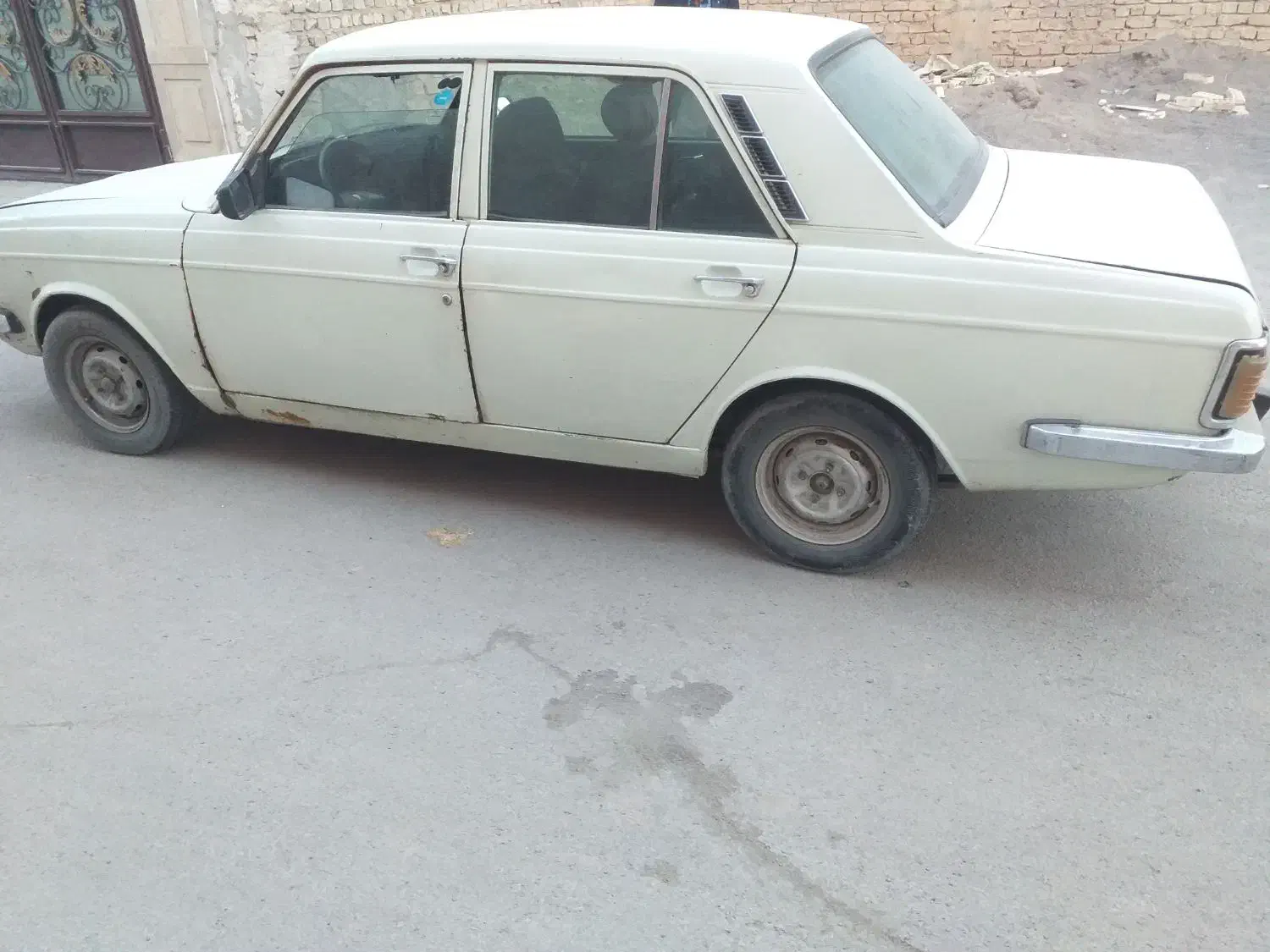 پیکان سواری مدل  مدل ۸۳|خودرو سواری و وانت|کاشان, فاز ۲ ناجی آباد|دیوار