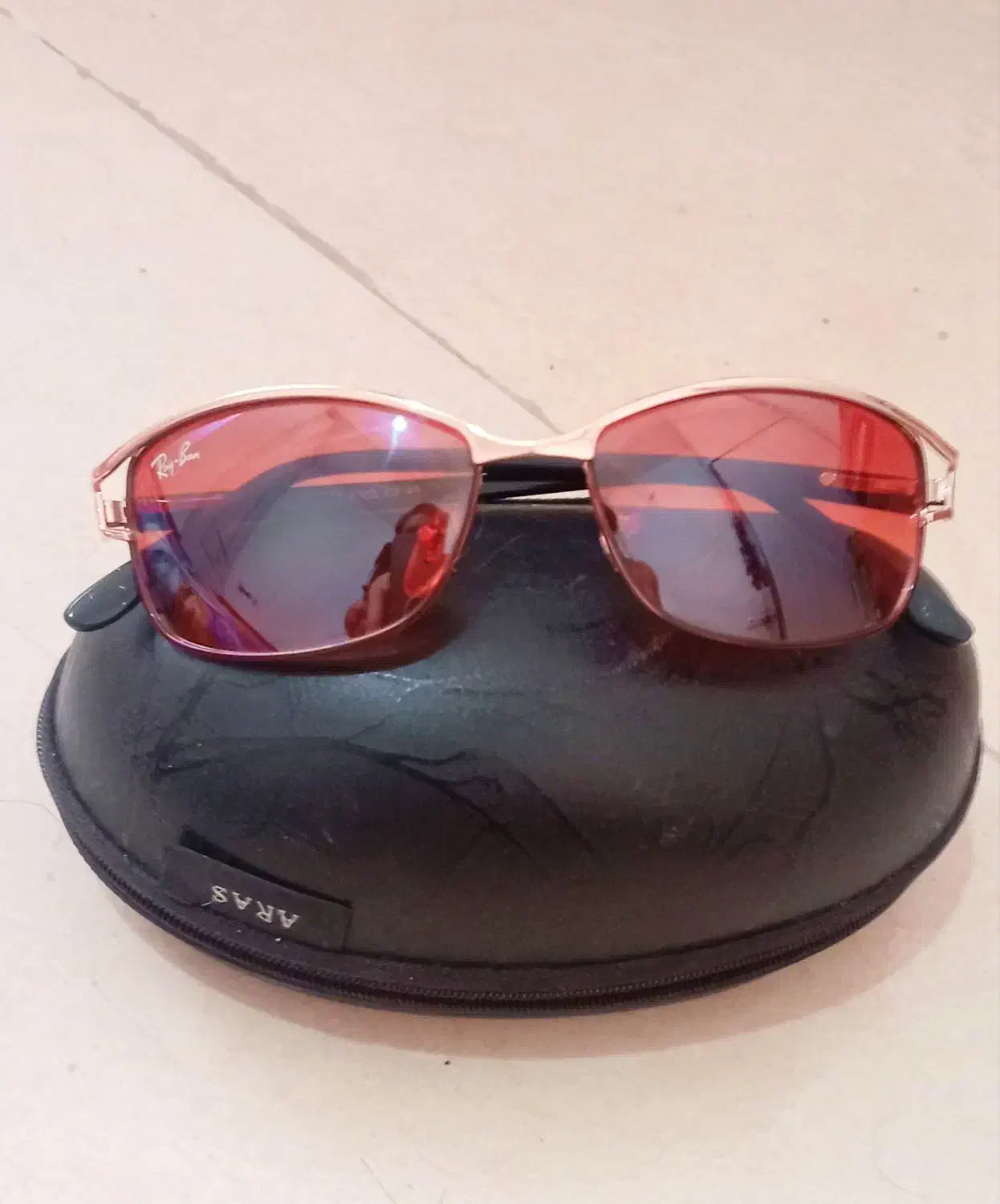 عینک افتابی برند Ray Ban|زیورآلات و اکسسوری|رشت, کوی مهر|دیوار