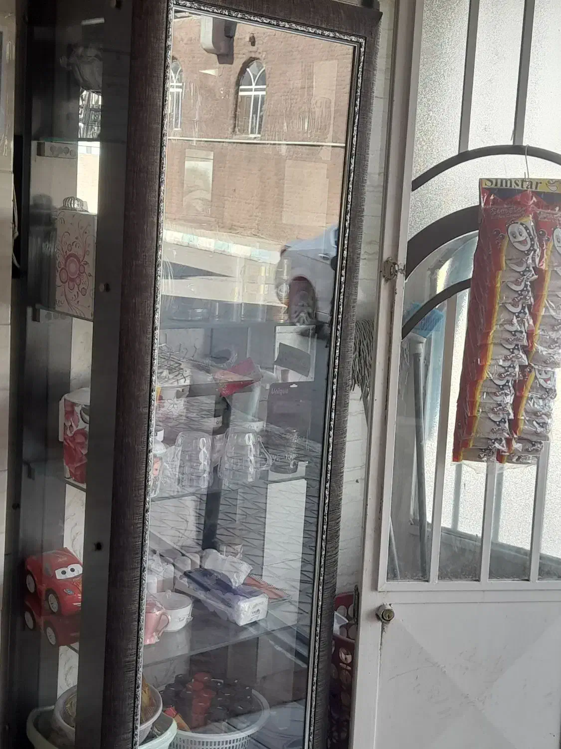 پلاسکو|ظروف نگهدارنده، پلاستیکی، یک‌بارمصرف|فلاورجان, |دیوار