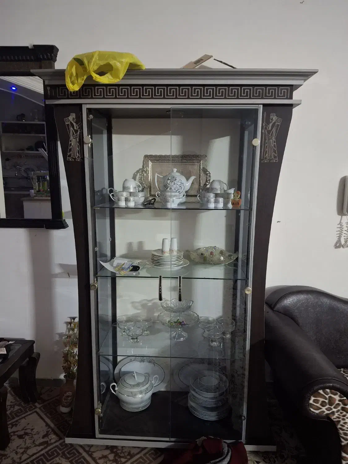 مبل وگنجه|بوفه، ویترین، کنسول|قوچان, |دیوار