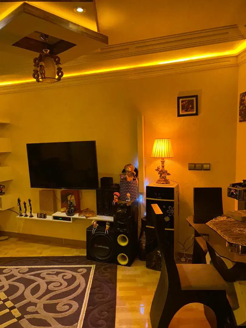 اپارتمان تک واحدی ۱۰۰ متری معاوضه باخودرو زمین|فروش آپارتمان|رشت, حمیدیان|دیوار