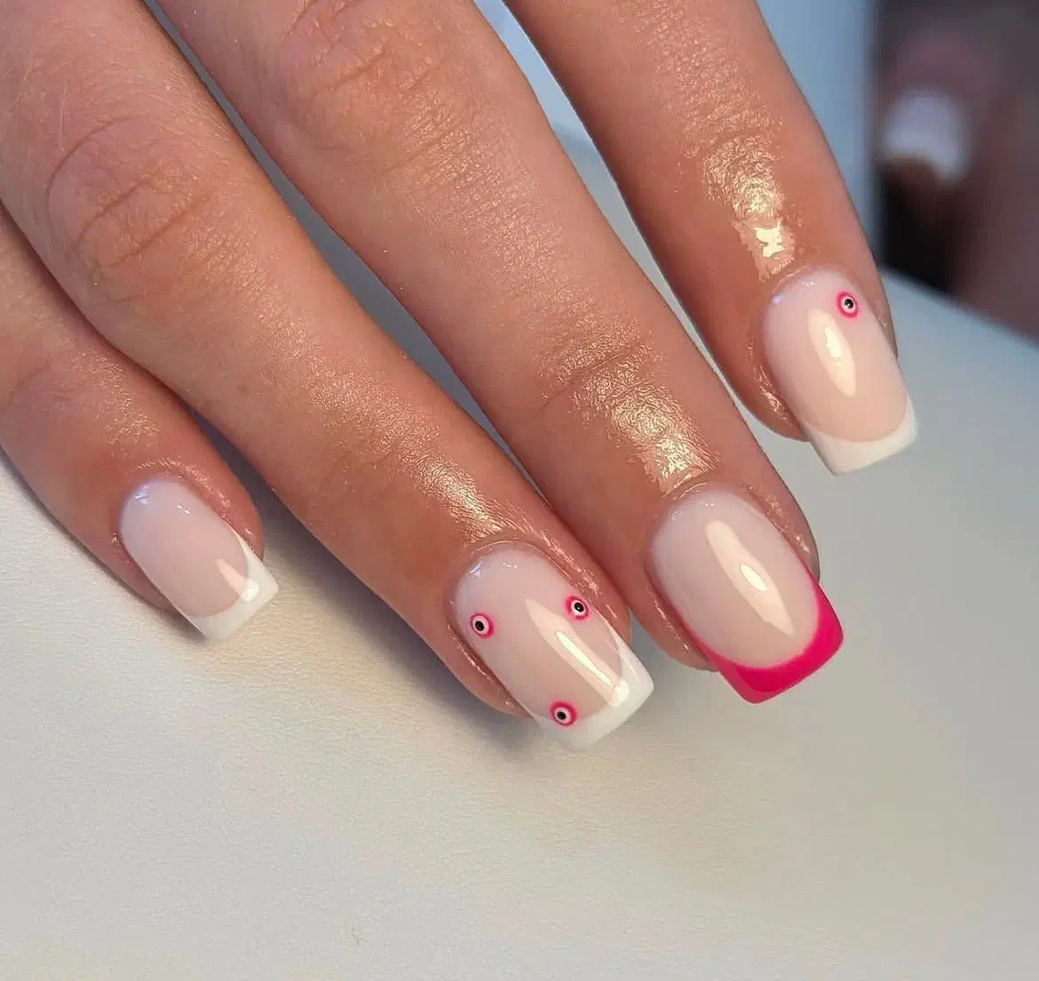 کاشت ناخن یلدایی تخفیف ویژه|خدمات آرایشگری و زیبایی|لاهیجان, انقلاب|دیوار