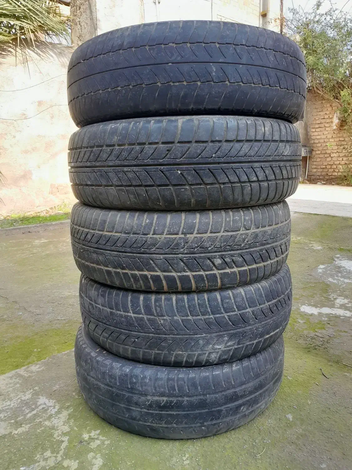 لاستیک|قطعات یدکی و لوازم جانبی|خان ببین, |دیوار