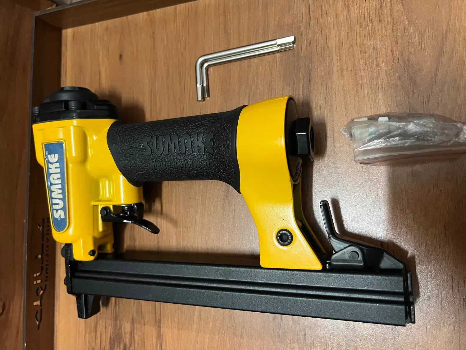 منگنه کوب بادی سوماک(رگباری زن) SUMAKE 80/16E|ابزارآلات|تهران, اکباتان|دیوار