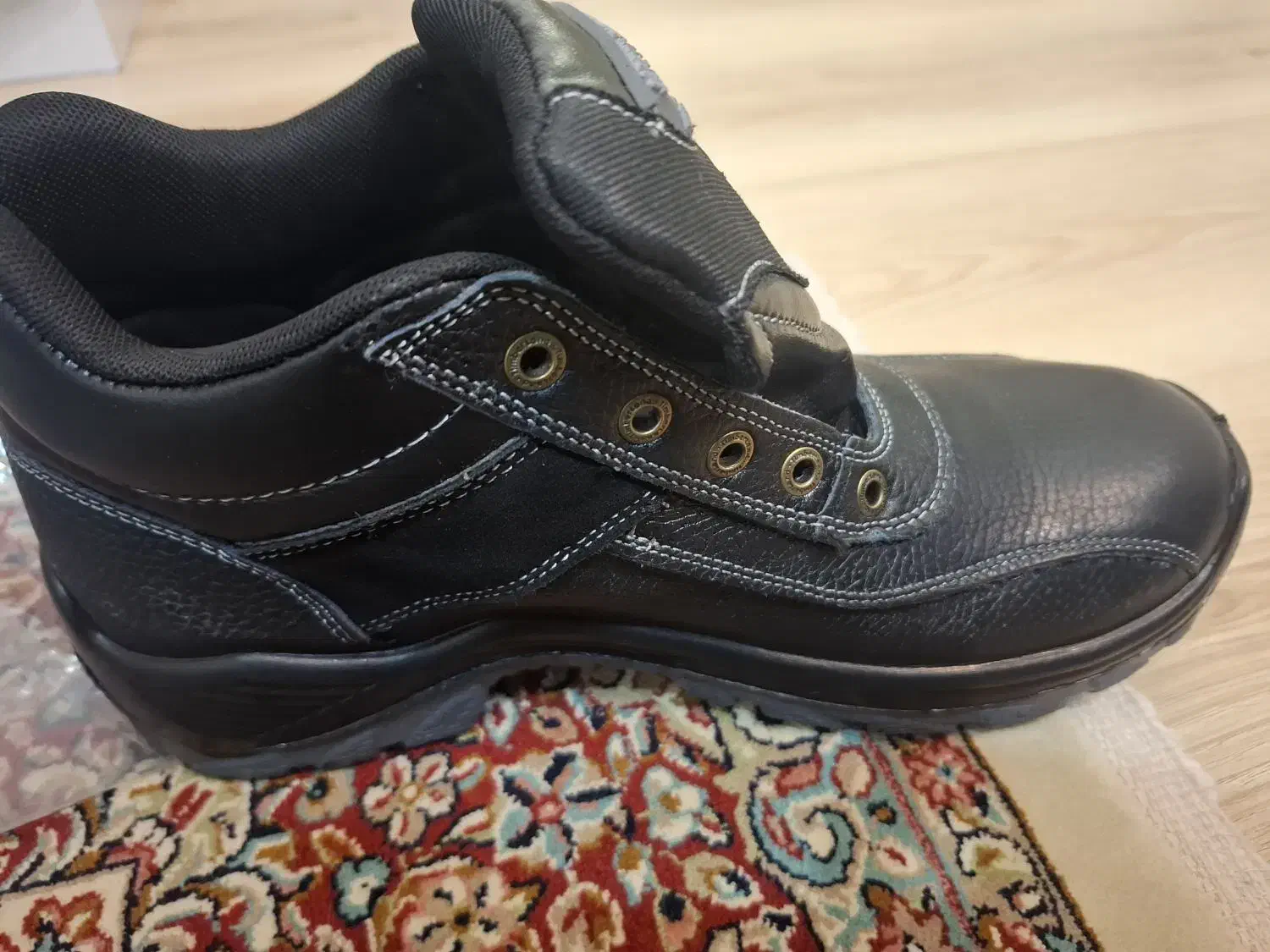 نیم بوت ساتر|کیف، کفش، کمربند|کرمان, |دیوار