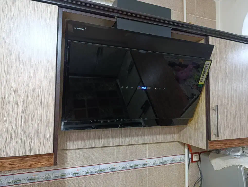 هود|هود|اهواز, رسالت|دیوار