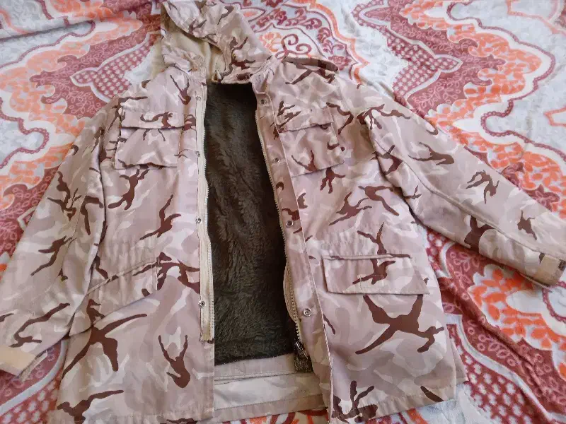 اورکت نو|لباس|مبارکه, |دیوار