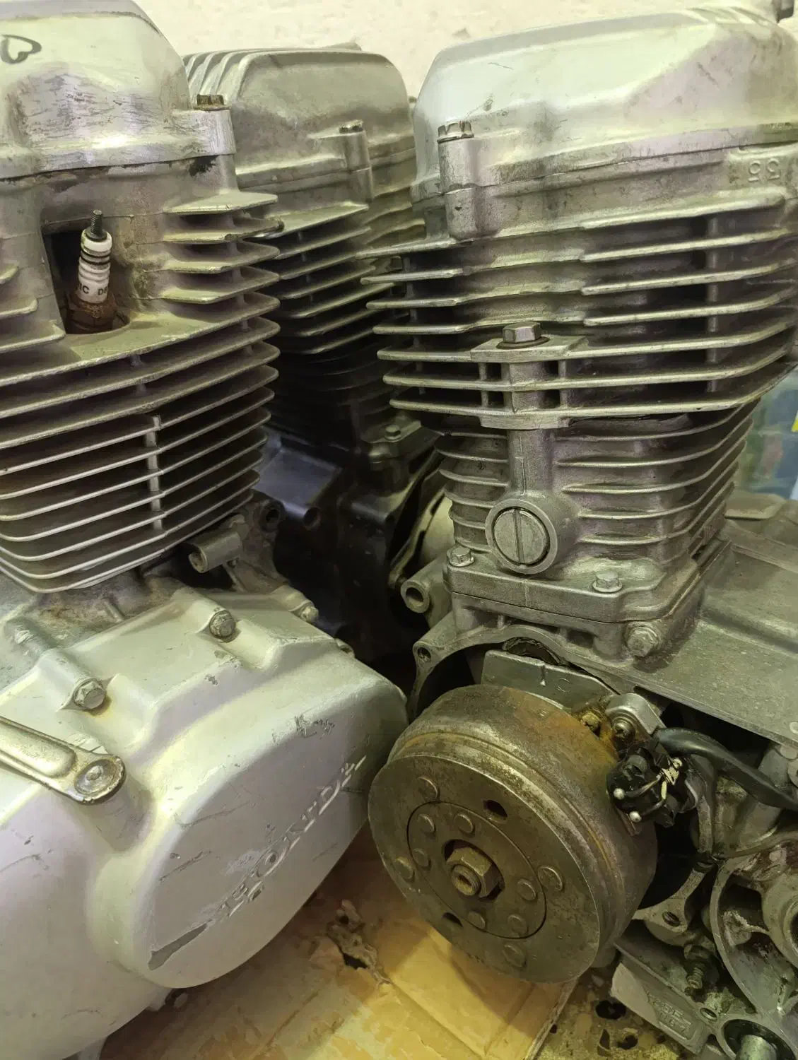 هندا سی دی ای|قطعات یدکی و لوازم جانبی|اهرم, |دیوار