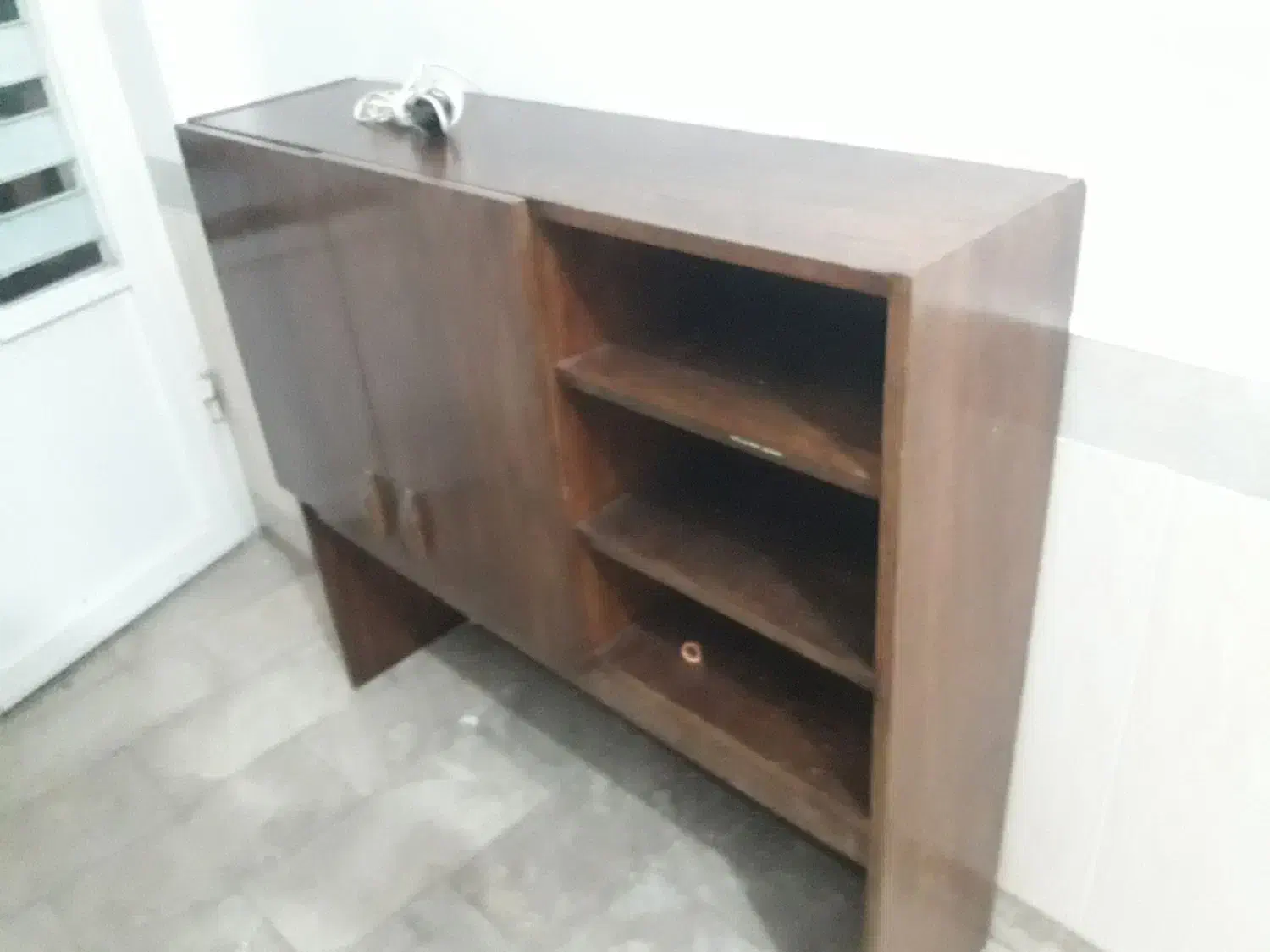 میز|کتابخانه، شلف، قفسه‌های دیواری|همدان, |دیوار