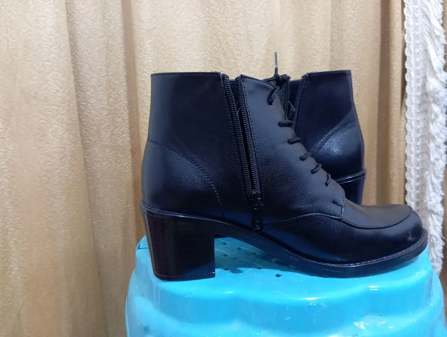 نیم بوت زنانه|کیف، کفش، کمربند|دهدشت, |دیوار