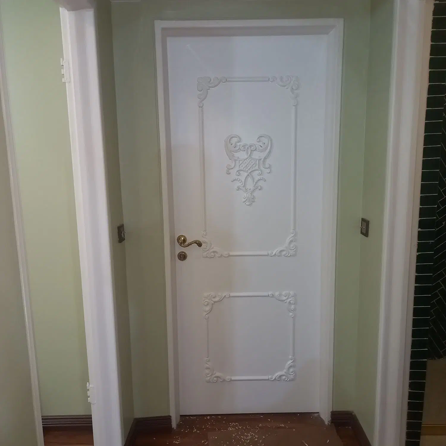 نصاب درب چوبی|خدمات پیشه و مهارت|نسیمشهر, |دیوار