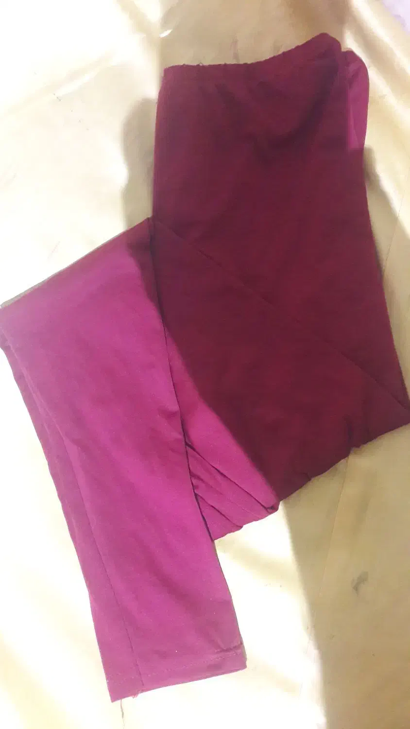 تعدادی لباس زنانه|لباس|آفتاب, |دیوار