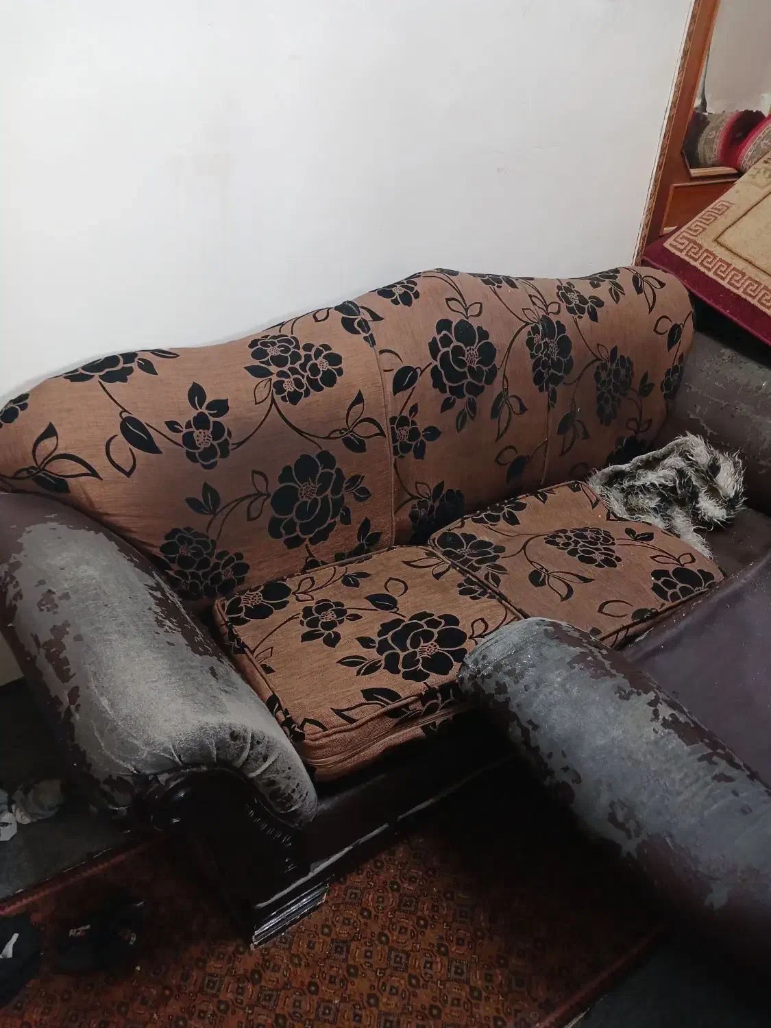 مبل|مبلمان خانگی و میز عسلی|اردبیل, |دیوار