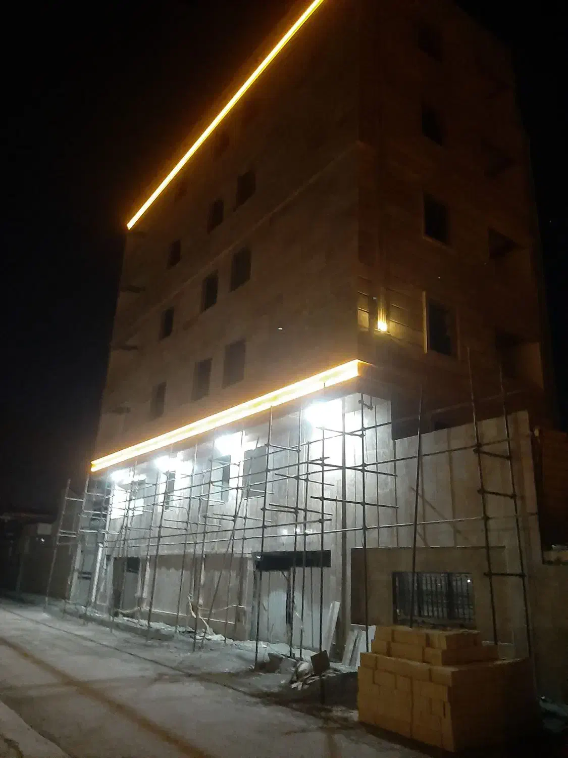 فروش واحد ۱۰۰ متری سند دار شهرک تعاون|فروش آپارتمان|کرمانشاه, |دیوار