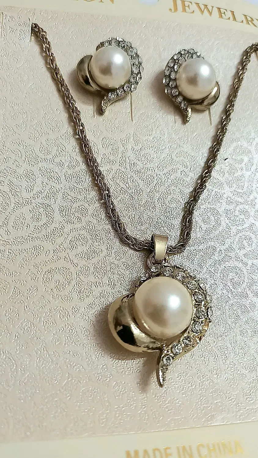 نیم ست طرح مروارید|بدلیجات|مرند, |دیوار