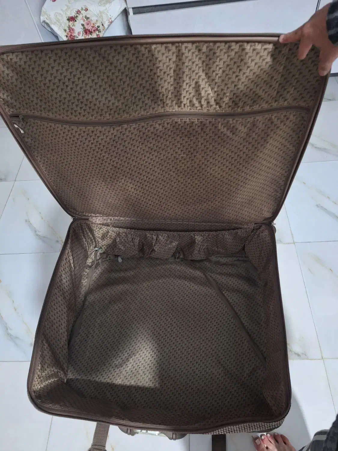 چمدان خانواده|کیف، کفش، کمربند|ملارد, |دیوار