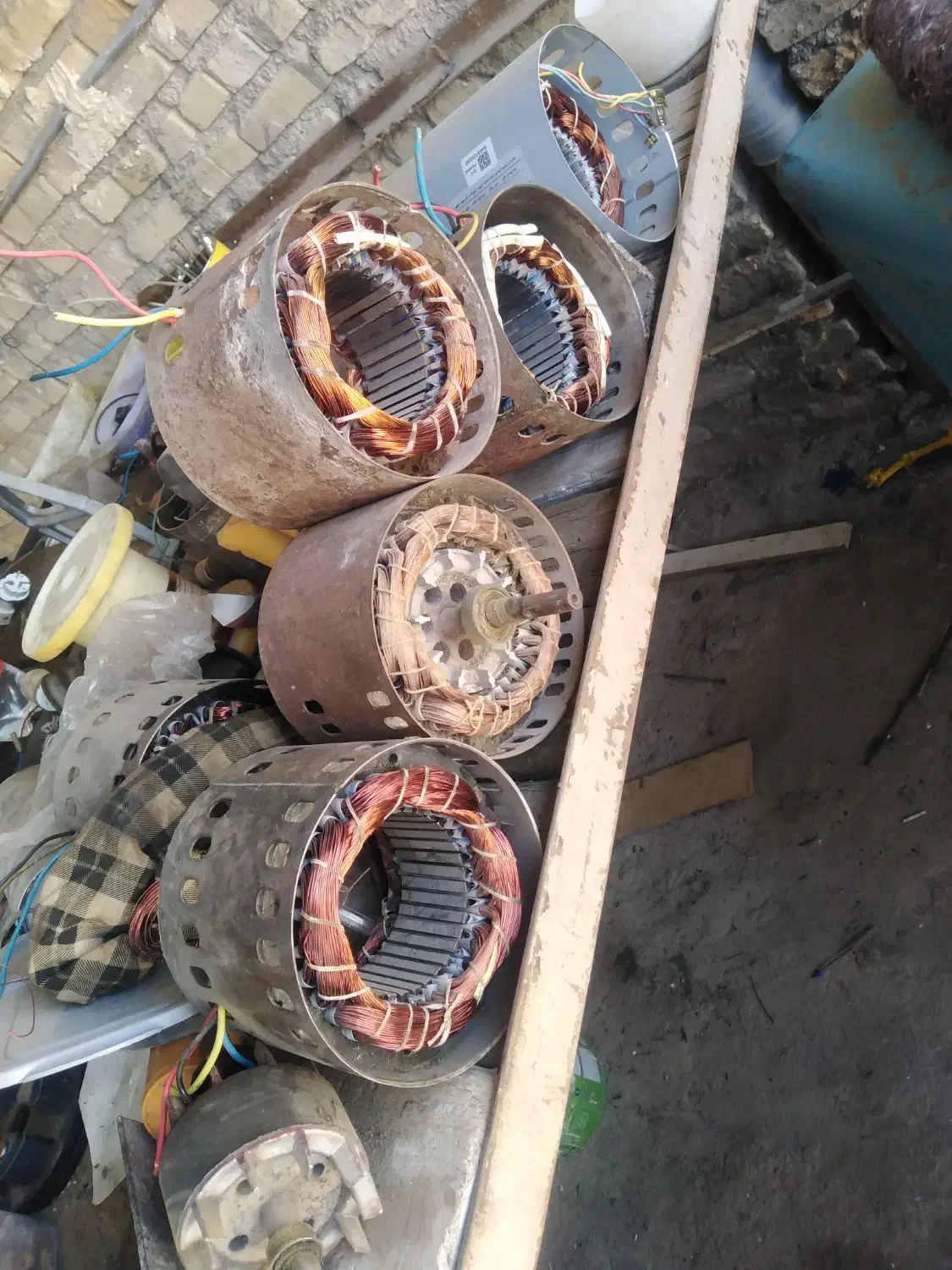 سیم پیچی|خدمات پیشه و مهارت|یزد, |دیوار