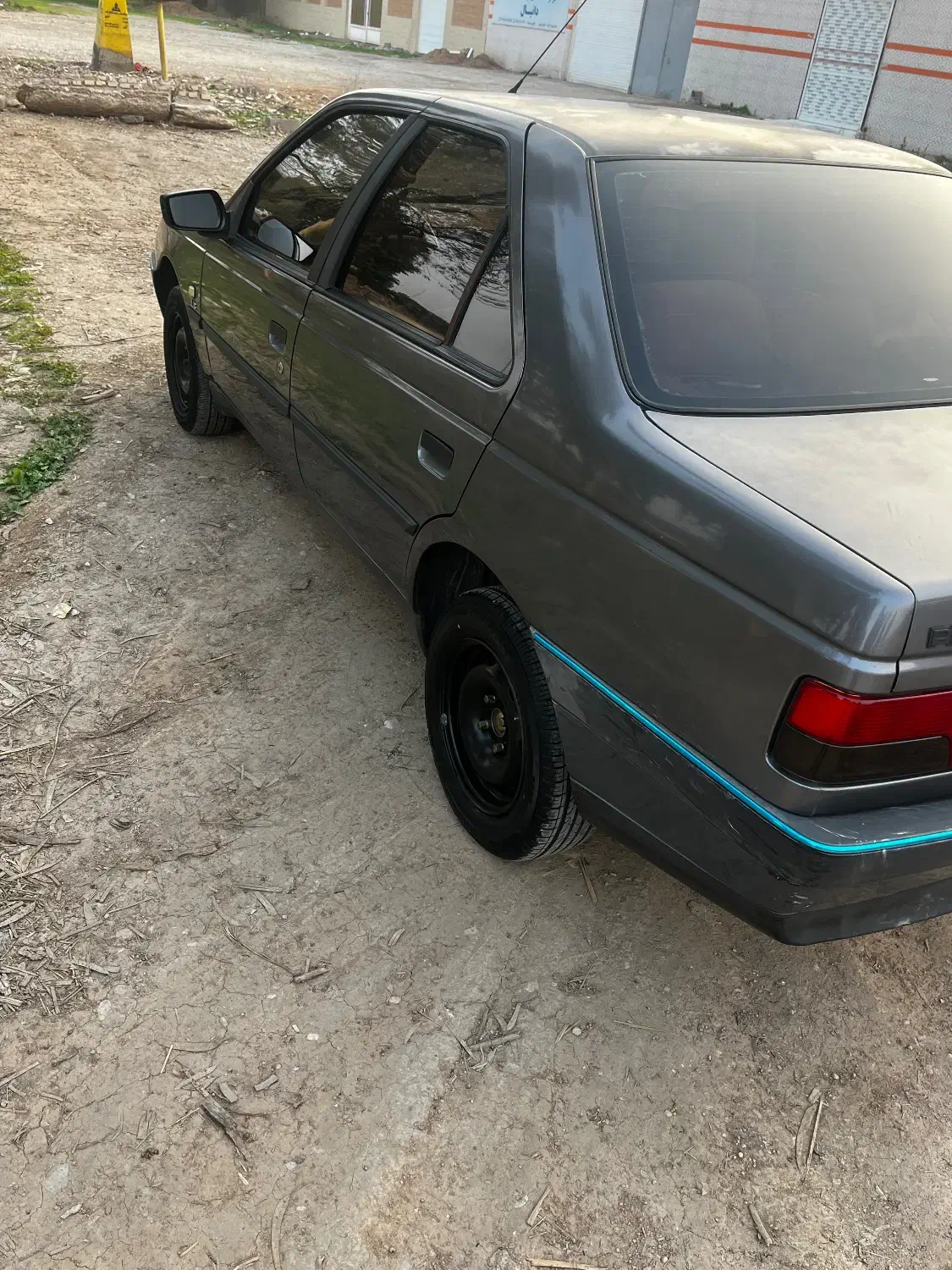 پژو ۴۰۵|خودرو سواری و وانت|شوش, |دیوار