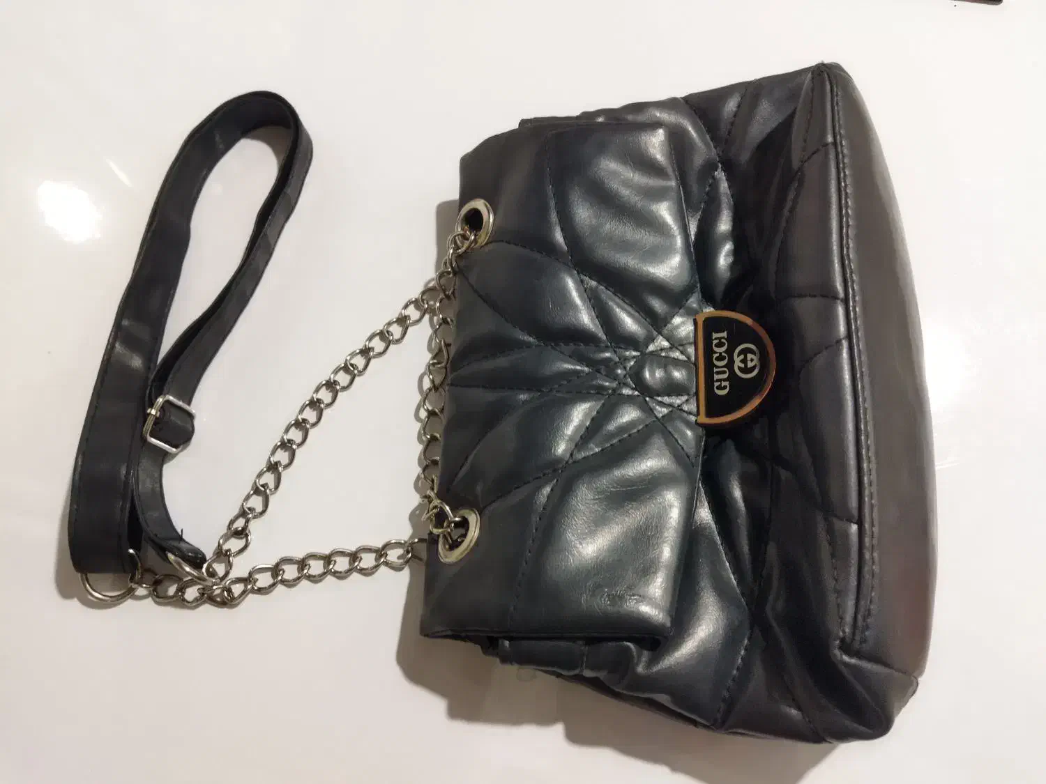 صندل و چندکیف|کیف، کفش، کمربند|اردبیل, |دیوار