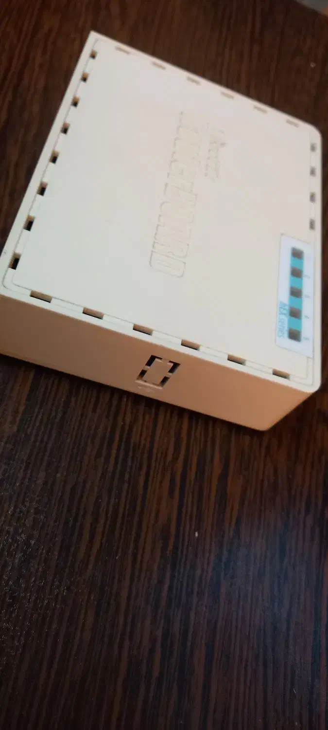 روتر میکروتیک ۵ پورت HexLite|مودم و تجهیزات شبکه|گرمدره, |دیوار