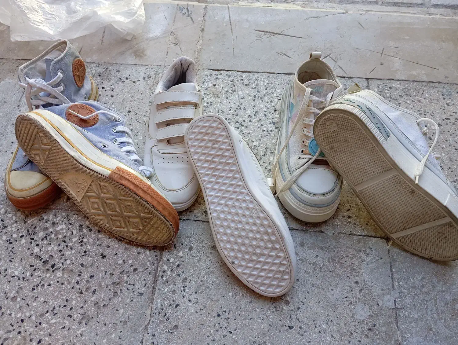 کفش کتونی|کیف، کفش، کمربند|سبزوار, شرق کال جنوبی (شمس آبادی)|دیوار