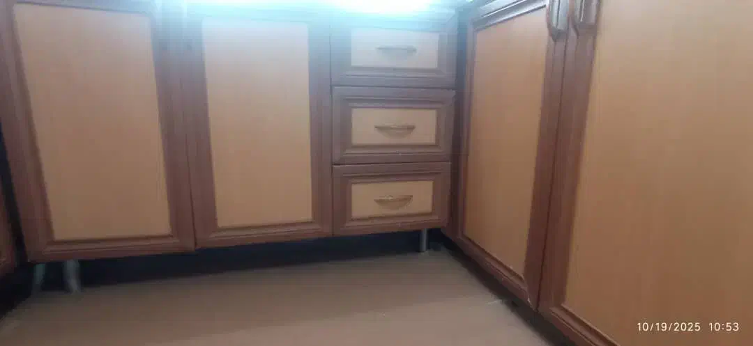 کابینت درب ام دی اف با هود و سینک فروش فوری|آبچکان و نظمدهنده ظروف|تهران, قصر فیروزه ۱|دیوار