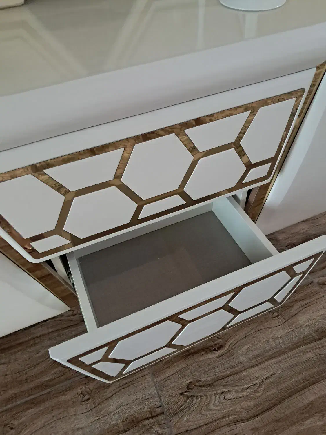 ایینه و کنسول|مبلمان خانگی و میز عسلی|برازجان, |دیوار