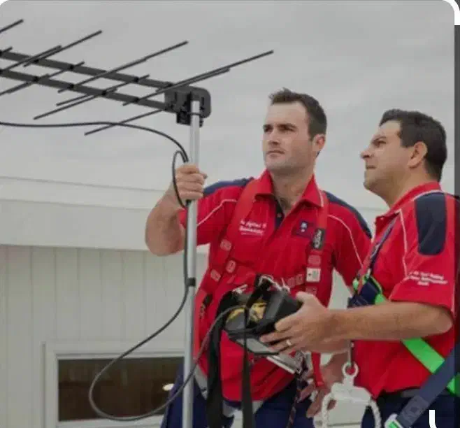 نصاب انتن و تعمیر گیرنده دیجیتال وفروش لوازم|خدمات پیشه و مهارت|اصفهان, رزمندگان|دیوار