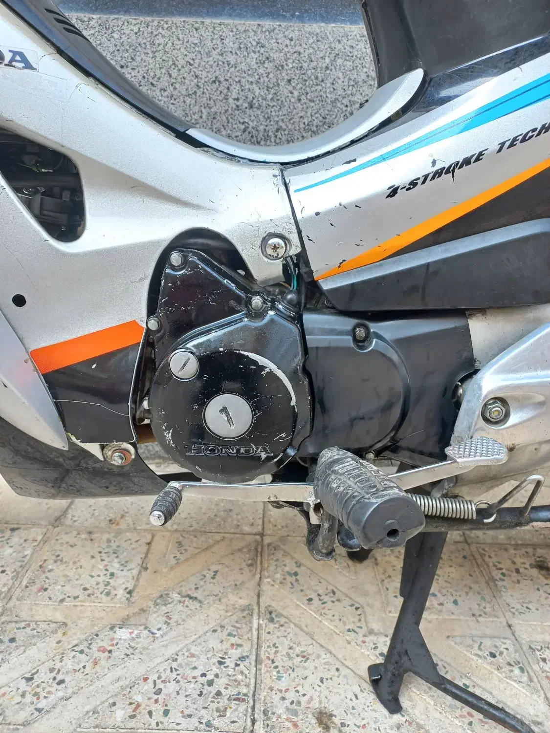 هندا ویو ژاپن ۱۲۵ مدل ۱۳۸۴|موتورسیکلت|تهران, شهرک ولیعصر شمالی|دیوار