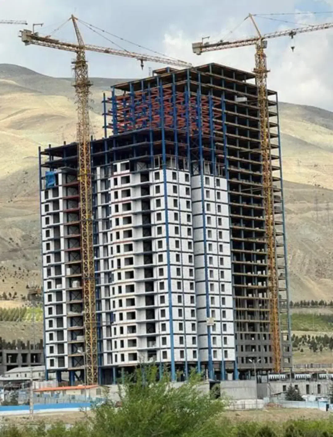 فروش آپارتمان 84 متری/زندگی رویایی/دریاچه/تهاتر|فروش آپارتمان|تهران, شهرک چیتگر|دیوار